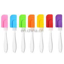 Easy to Clean and Reusable Silicone Spatula With Plastic Handle thumbnail-2