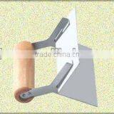 External Corner Trowel With Wooden Handle Carbon Steel Blade