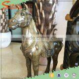 2016 Hot Sale Decorative Fiberglass Golden Horse Statue For Promotional Gift thumbnail-1