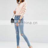 OEM Service Sales Winter Comfortable Cotton Jeans Pent Stonewash Shredded Knees for Lady thumbnail-5
