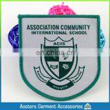 die-cut shape beatiful white background school woven badge customized cheap woven badge for kids personal woven badge for cloth