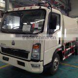 Sinotruk Howo Small Garbage Truck thumbnail-1