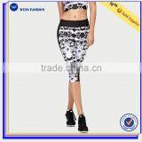 Custom Design Heat Transferred Printing Women Wearing Tight Leggings Joggers Pants Yoga Wear thumbnail-1