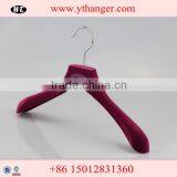 Hot Red Plastic Hanger Velvet Coat Hanger Supplier's Choice thumbnail-2