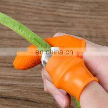 Finger Protector Silicone Thumb Knife Protector Gears Cutting Vegetable Harvesting Knife Pinching Plant Blade Scissors Gloves thumbnail-1