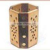 Pen Holders thumbnail-1