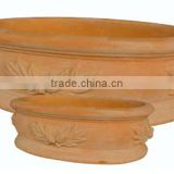 Clay terracotta pots with the beautiful style for your dreaming garden