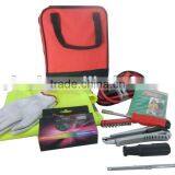 YYS12033 Car Emergency Tool Kit With Emergency Camera With Flash and 12 Exposures thumbnail-1