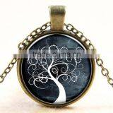 XP-TGN-LT-176 Popular Accessories Life Tree Pendant Time Silver Gem Charm Glass Antique Dome Cabochon Necklace In Alloy