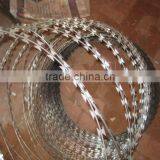 Low Price Concertina Razor Barbed Wire BTO-22/razor Wire thumbnail-1