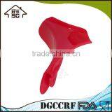 NBRSC Slip On Mess Free Silicone Pour Spout for Pots Pans and Bowls thumbnail-4