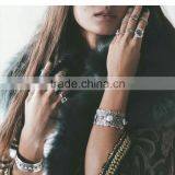 Yifusha hot selling jewelry antique tribal metal bracelet SP6040