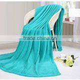 Hot Sale Warm Thick Cozy Soft Wholesale Made in China 100% Polyester Fleece Throw Bedding Set Solid Flannel Blanket thumbnail-5