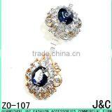 Flower Shaped Glass Stone and Rhineston Zamac Button