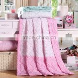 2015 High quality factory price The latest super soft cheap the 100% silk floss thin bed quilt wholesale