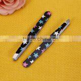 Colorful Paper Cover Straight Shape Eyebrow Tweezer in Beauty Salon thumbnail-3
