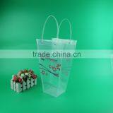 Cheap pp Plastic Bag Flower Vase, Clear Flower Packaging Bag, Handle Plastic Flower Bag for Flowers
