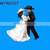 Ceramic New Mini CakeToppers Dance thumbnail-1