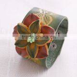 Handmade Leather Flower Bracelet thumbnail-1