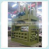 350T Hydraulic PET Bottle Vertical Baling Machine thumbnail-5