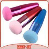 MAANGE New Arrival Product Items!!!Long Plastic Handle Sponge Powder Puff thumbnail-2