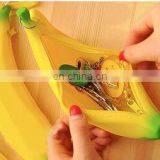 2017 Novelty Funny Silicone Portable Yellow Banana Coin Pencil Case Unique Purse Bag Wallet Pouch Keyring Hot Selling thumbnail-5