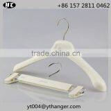 Matched Set Plastic Hanger White Hanger and Pants Hanger thumbnail-1