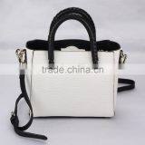 2016 Pretty and High Quality White pu Handbag thumbnail-4