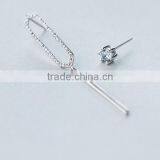 F20063N Silver Irregular Geometric Shape Diamond Earring thumbnail-2