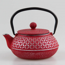 Chinese Factory Price 600ml Vintage Red Four-leaf Clover Pattern Gold Exquisite Cast Iron Tea Kettle Pot Boiling Water Teapot thumbnail-5