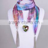 New Arrival Top Sell us Style Colorful Flower Necklace Scarf With Heart Pendant for Lady