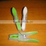 Plastic Colourful Clothes Hangers Plastic Clothespin/clothes Peg/clothes Clip thumbnail-3