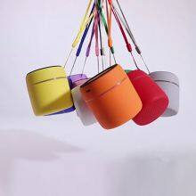 2022 Hot 300mah Portable Bluetooth Speaker Mini Powerful Speaker for Outside Office Using thumbnail-2