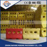 Factory Direct Sale Traffic Three-hole Safety Water Horse Fence thumbnail-2