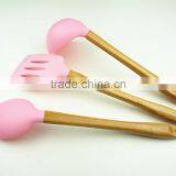 32016 Kitchen Utensils 3pcs Silicone Tools With Bamboo Handle thumbnail-6