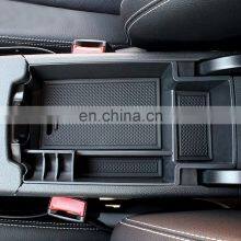 Внутренние аксессуары. Части. Силиконовый подлокотник, бокс для хранения, подставка - органайзер для центральной консоли для Benz GLA 2015 - 2020 thumbnail-5