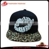 Custom 3D Sexy Mouth Embroidery Leopard 5 Panel Woolen Metal Buckle Snapback Cap thumbnail-1