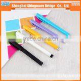China Pen Supplier Hot Sales Plastic Gel Pen for Promotion thumbnail-2