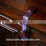 Babymatee Child Safety Latch Plastic Baby Safety Lock Gate Latch Types thumbnail-4