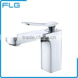 Hot Selling Fashionable Deck Mounted Salon Basin Faucet Mixer