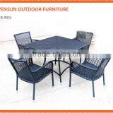 Resort Used Wicker Hotel Table and Chairs thumbnail-1