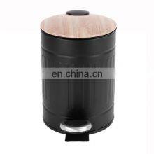 Embossed Line Body Pedal Bin With Wooden Printing Cover Bathroom Kitchen Trashcan 2021 New Developed Rubbish Bin