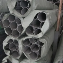 Tubo de titanio sin costura para estructuras aeroespaciales ASTM B338 de alta calidad Gr1/Gr2/Gr5 thumbnail-5