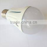A60 10W 806lm Aluminum Housing LED Light Bulb With CE&RoHS thumbnail-2