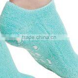 Best Quality Multi Color Cotton Gel Socks thumbnail-3