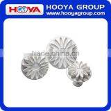 3 Pcs Veined Sunflower Daisy and Gerbera Flower Fondant Cake Sugarcraft Decorating Kit Cookie Mould Icing Plunger Cutter Tools thumbnail-2