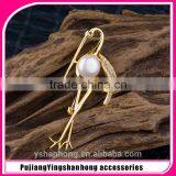 Fashion Gold Zircon White Pearl Crane Brooch Pin thumbnail-1