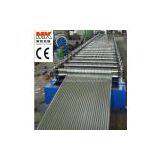 Wave plate roll forming machine