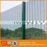 358 Mesh Anti-climb Security Fence thumbnail-4