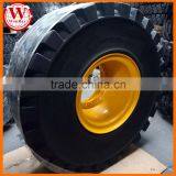 Japanese American Loaders Tire 20.5 Wheel thumbnail-1